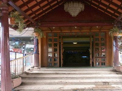 โรงแรมชาร์ริง ครอส อูตี ภายนอก รูปภาพ