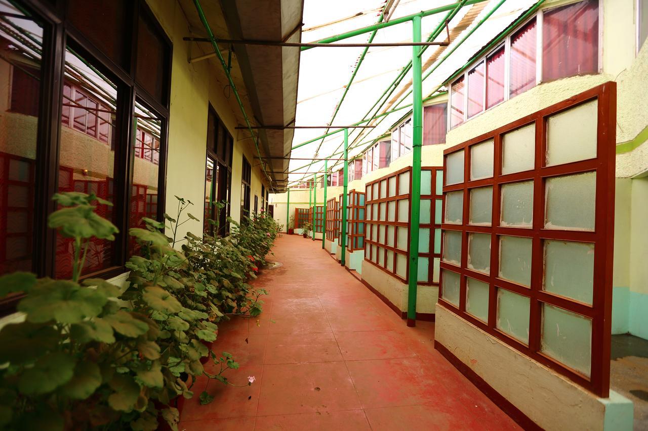 โรงแรมชาร์ริง ครอส อูตี ภายนอก รูปภาพ